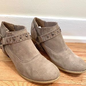 Suede Western Style ankle Boots